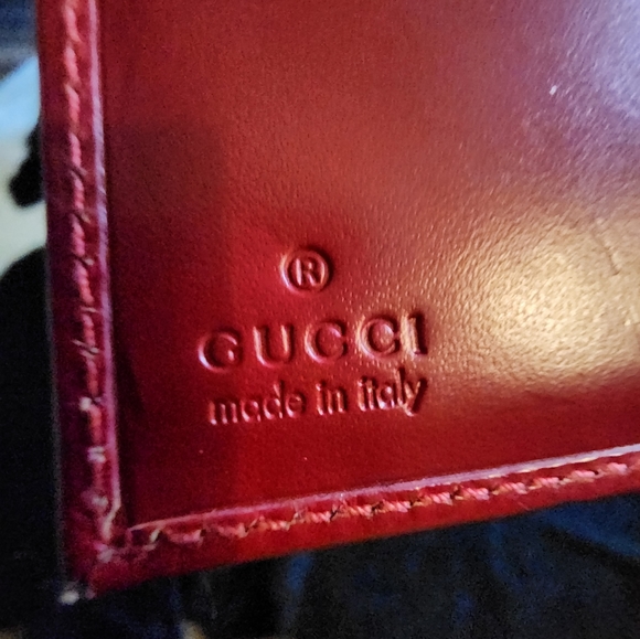 Red Gucci Wallet - Picture 3 of 4